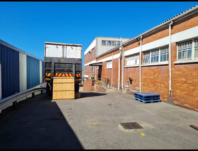 15,351M² FACTORY TO LET IN MOBENI